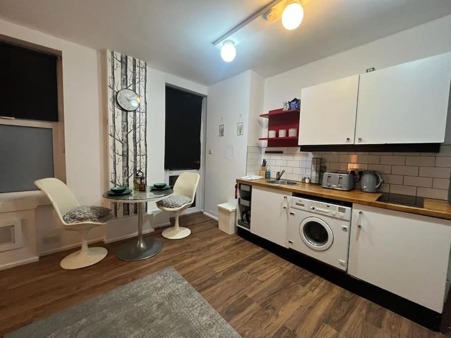 Tree Studio Apartment Barbican F3 London Kültér fotó