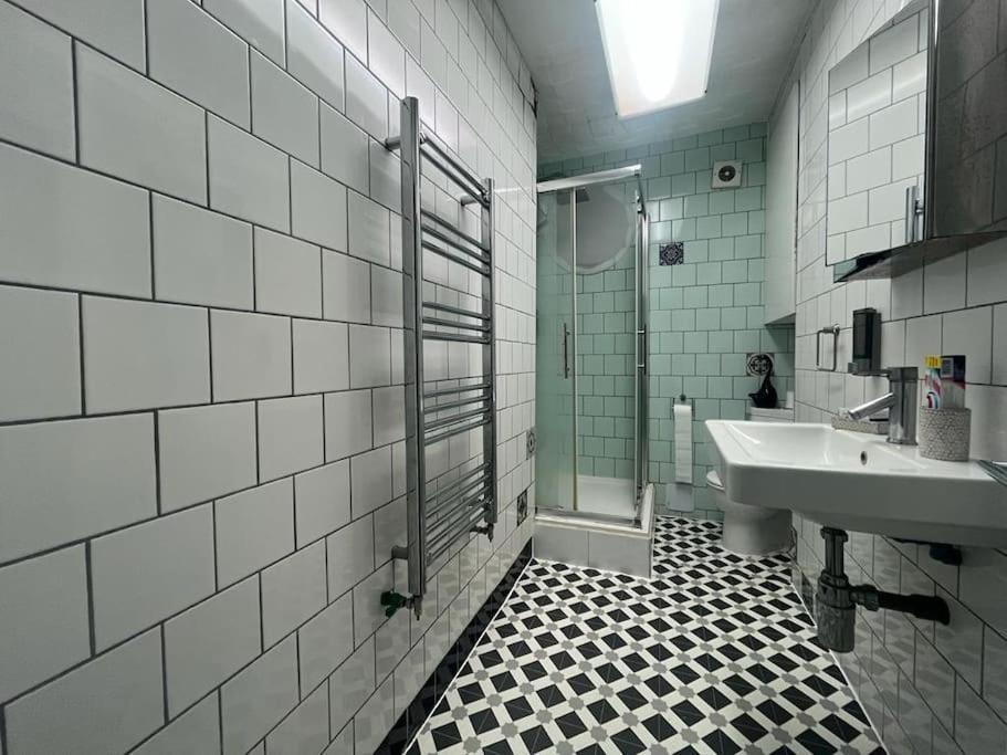 Tree Studio Apartment Barbican F3 London Kültér fotó