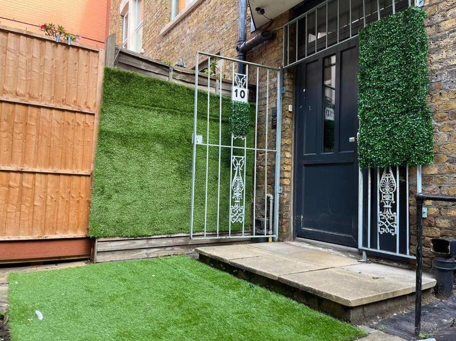 Tree Studio Apartment Barbican F3 London Kültér fotó